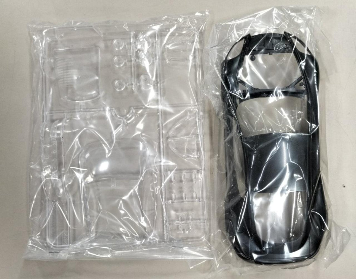 TAMIYA [Unopened inner bag] Aston Martin DBS - Banzai Thrifting | BanzaiHobby