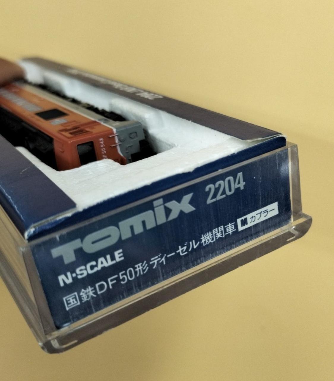 TOMY JNR DF50 Class Diesel Locomotive 2204 – BanzaiHobby