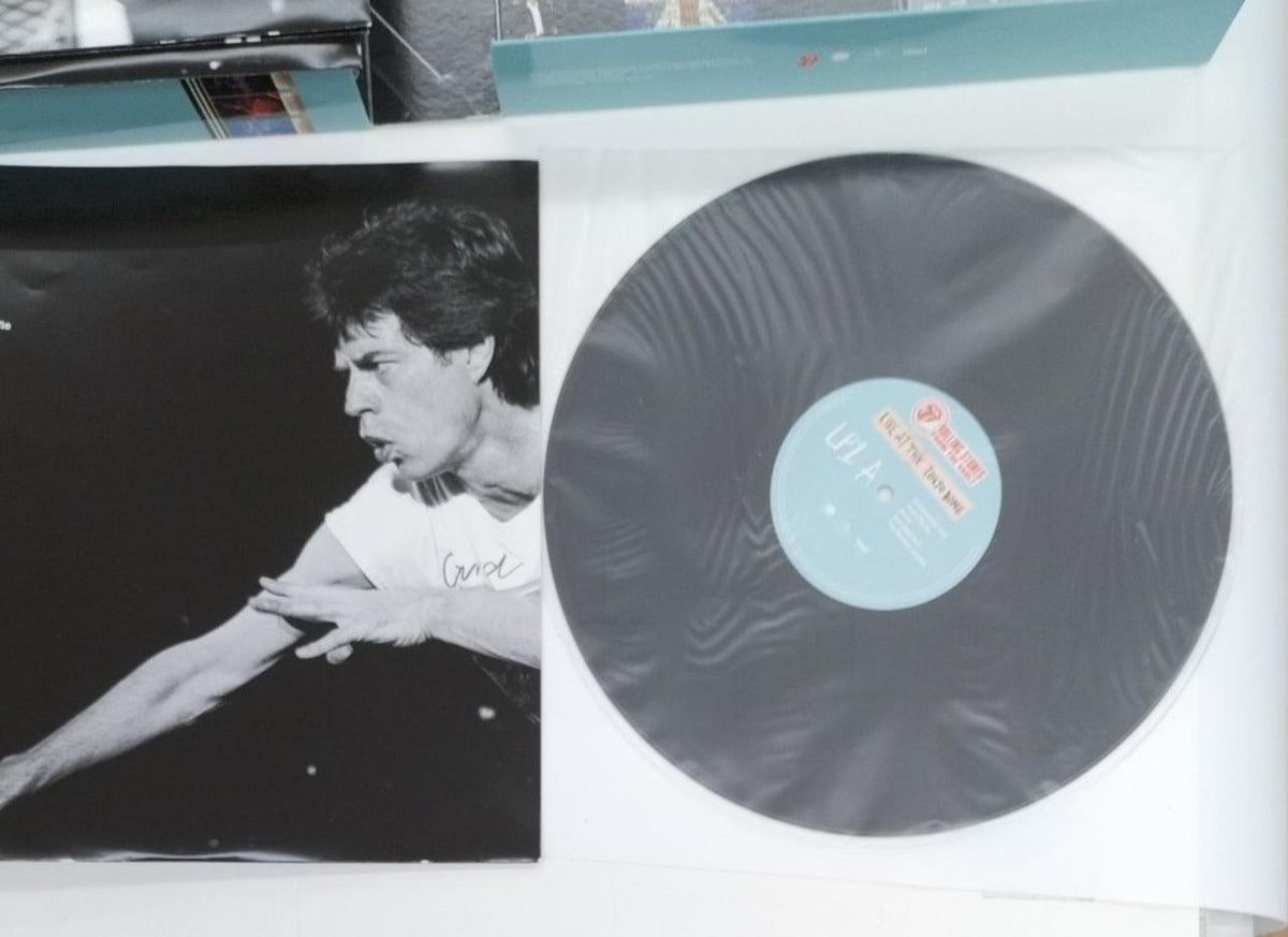 WARD RECORDS 'Live at the Tokyo Dome 1990' 'Live at the Tokyo Dome 1990'