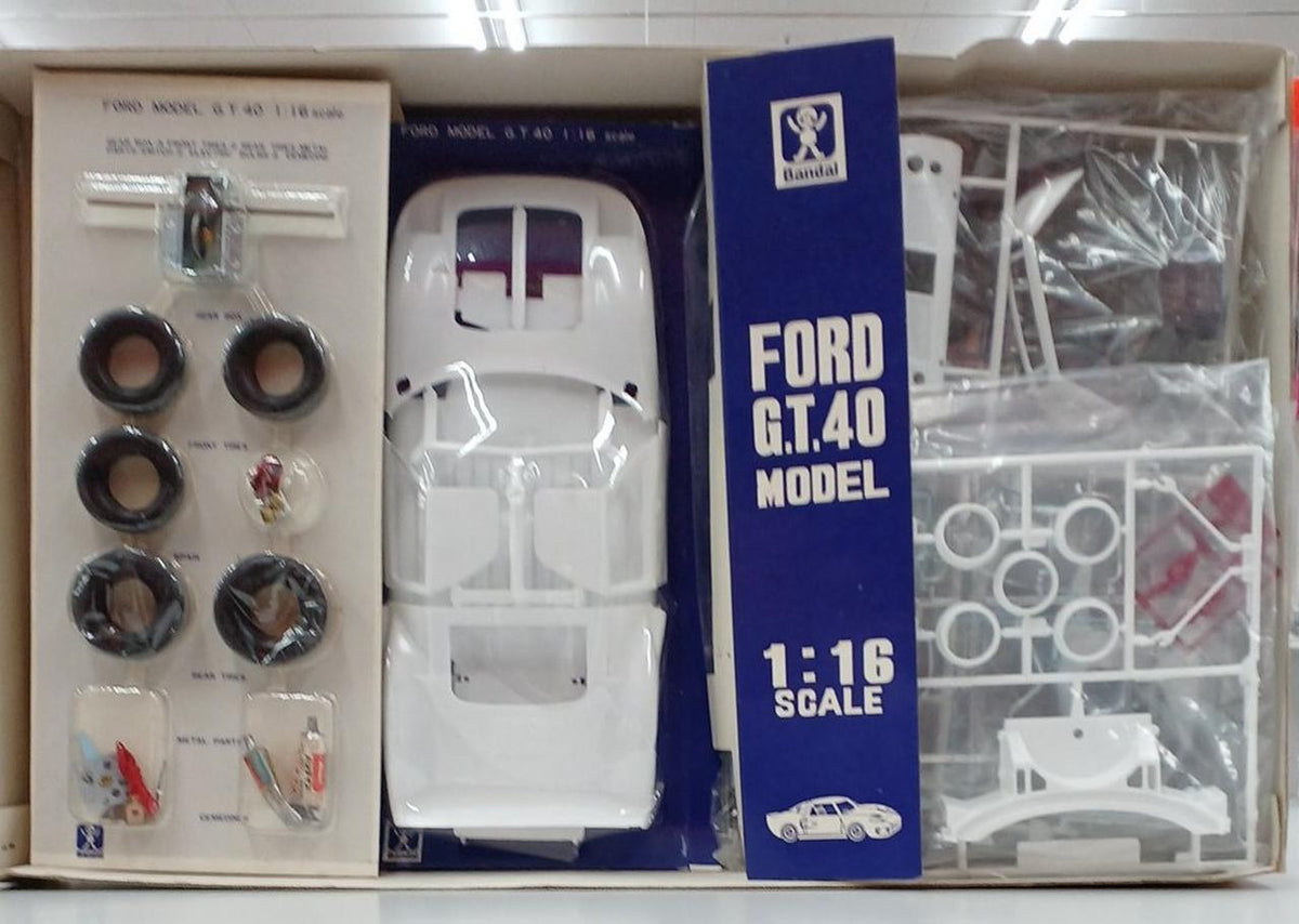 Bandai Plastic Model Ford GT - Banzai Thrifting | BanzaiHobby