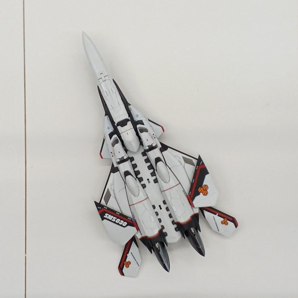 BANDAI DX Chogokin YF-30 Chronos