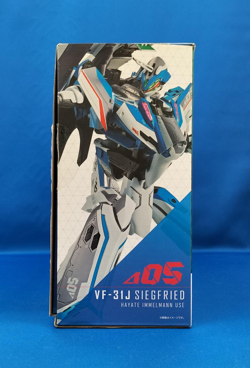 BANDAI DX Chogokin VF-1J Siegfried Hayate Immelmann's Unit