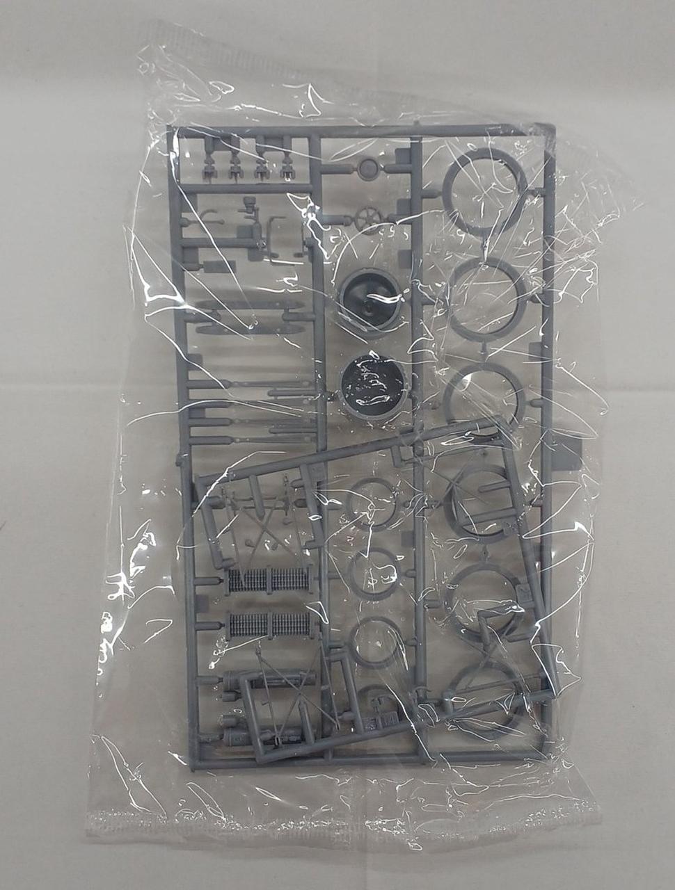 Qingdao Cultural Teaching Materials Company 1/50 Electric Locomotive EF58 Royal Engine - Banzai Thrifting | BanzaiHobby