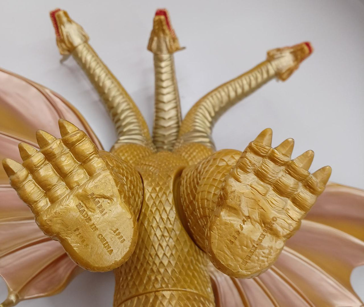 BANDAI Soft Vinyl Figure King Ghidorah - BANDAI Banzai Hobby