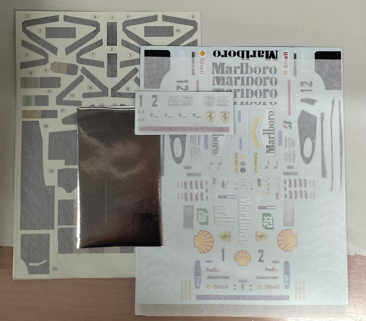 MODEL PLUS Ferrari F.1 2001 World Champion 1:12 car model collection - Banzai Thrifting | BanzaiHobby