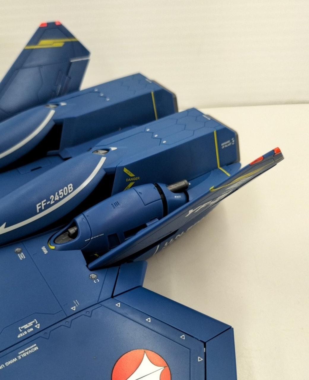 superalloy DX Chogokin YF-21 Guld Gore Bowman Unit 'Macross Plus'