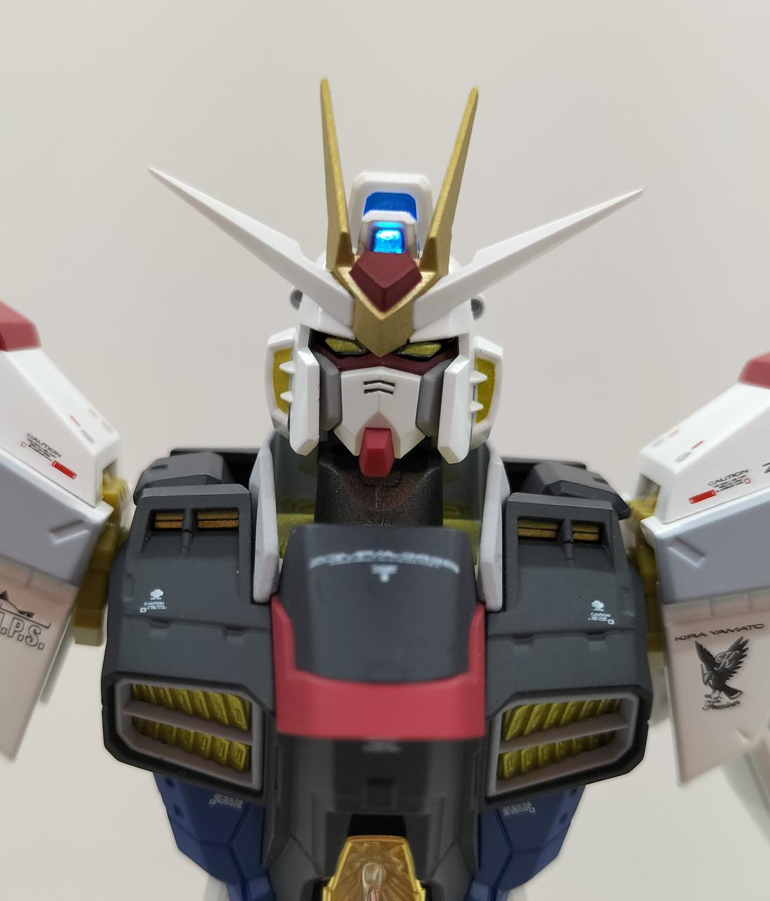 BANDAI Chogokin Mighty Strike Freedom Gundam