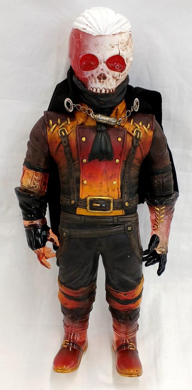 Wispertown Sofubi Van Helsing