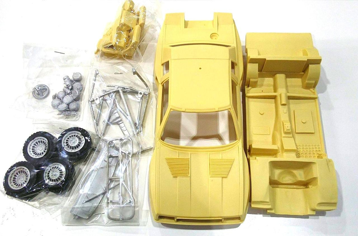 SAKATSU Garage Kit Celica Gr.B '86 Safari - Banzai Thrifting | BanzaiHobby