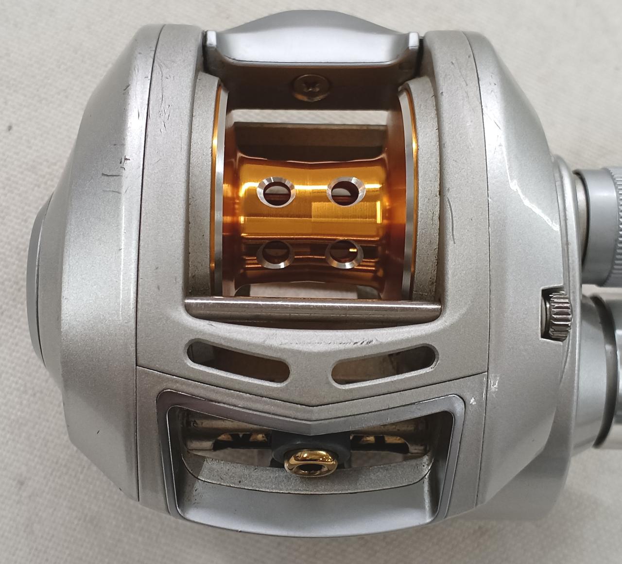 ABU GARCIA Baitcasting Reel (Left Handle) AMBASSADEUR REVO STX-LHS – BanzaiHobby