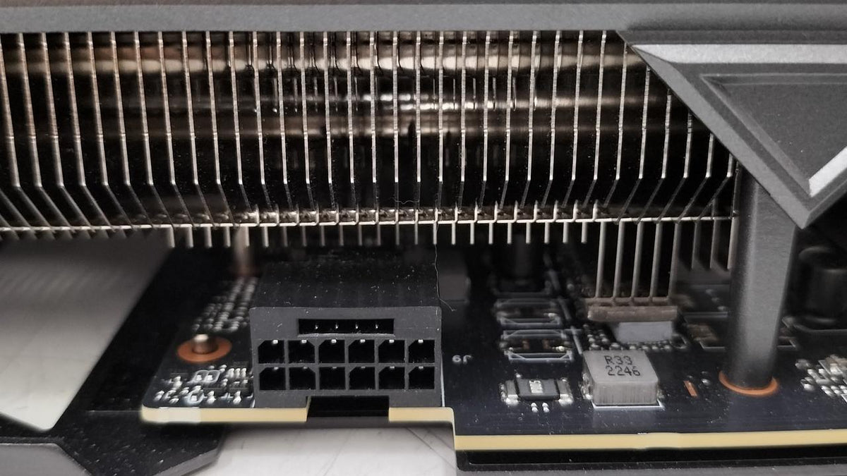ASUS Graphics Board: TUF-RTX4080-16G-GAMING