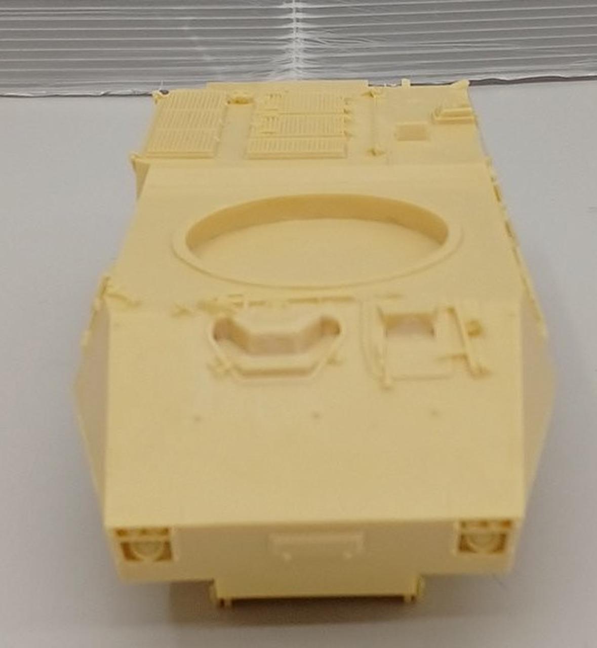 Pit Road Tomei Type 87 Reconnaissance and Guard Vehicle 1/35 Scale Garage Kit - Banzai Thrifting | BanzaiHobby
