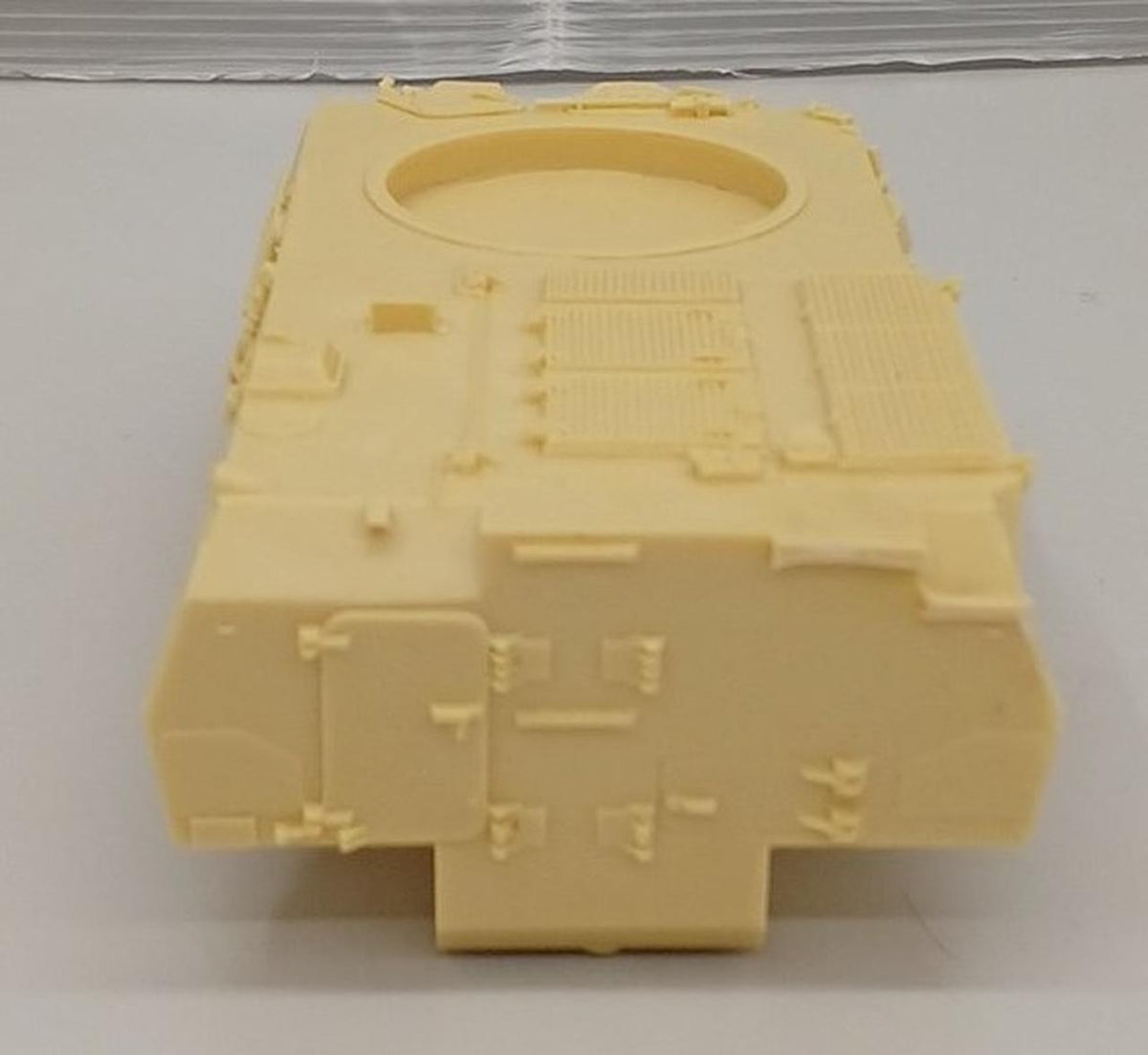 Pit Road Tomei Type 87 Reconnaissance and Guard Vehicle 1/35 Scale Garage Kit - Banzai Thrifting | BanzaiHobby