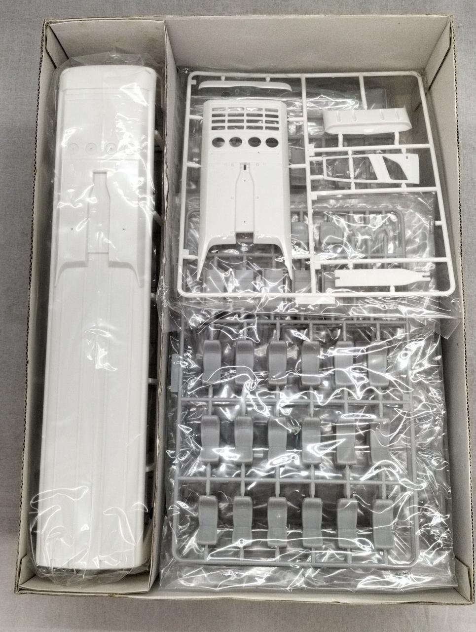 Fujimi Plastic Model Isuzu Gala - Banzai Thrifting | BanzaiHobby