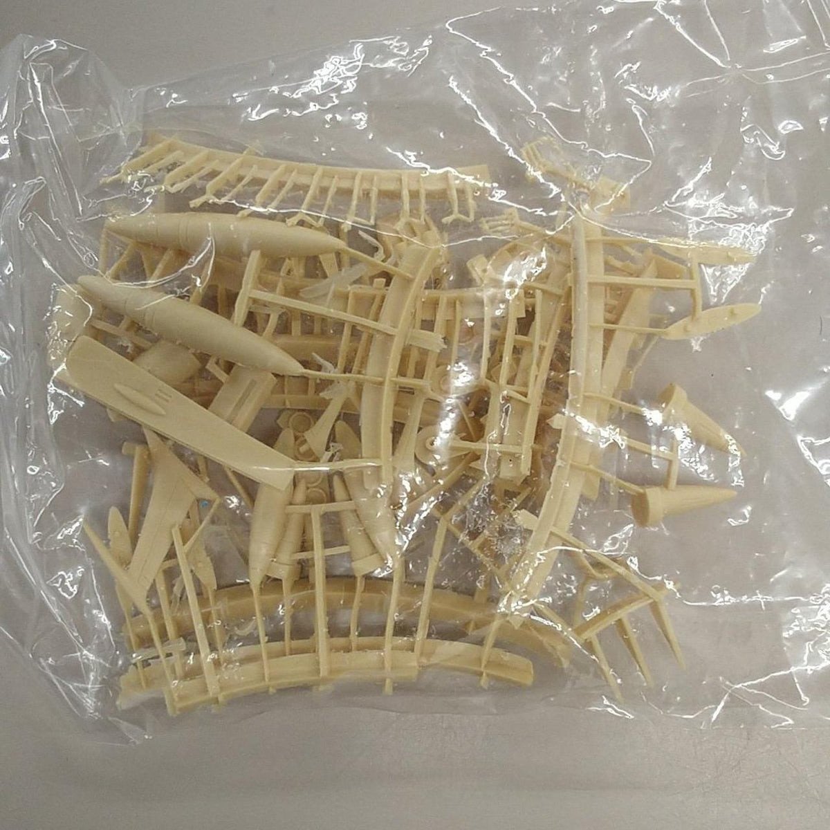 Ndoparaya Plastic Model Main Battleship Garage Kit - Banzai Thrifting | BanzaiHobby