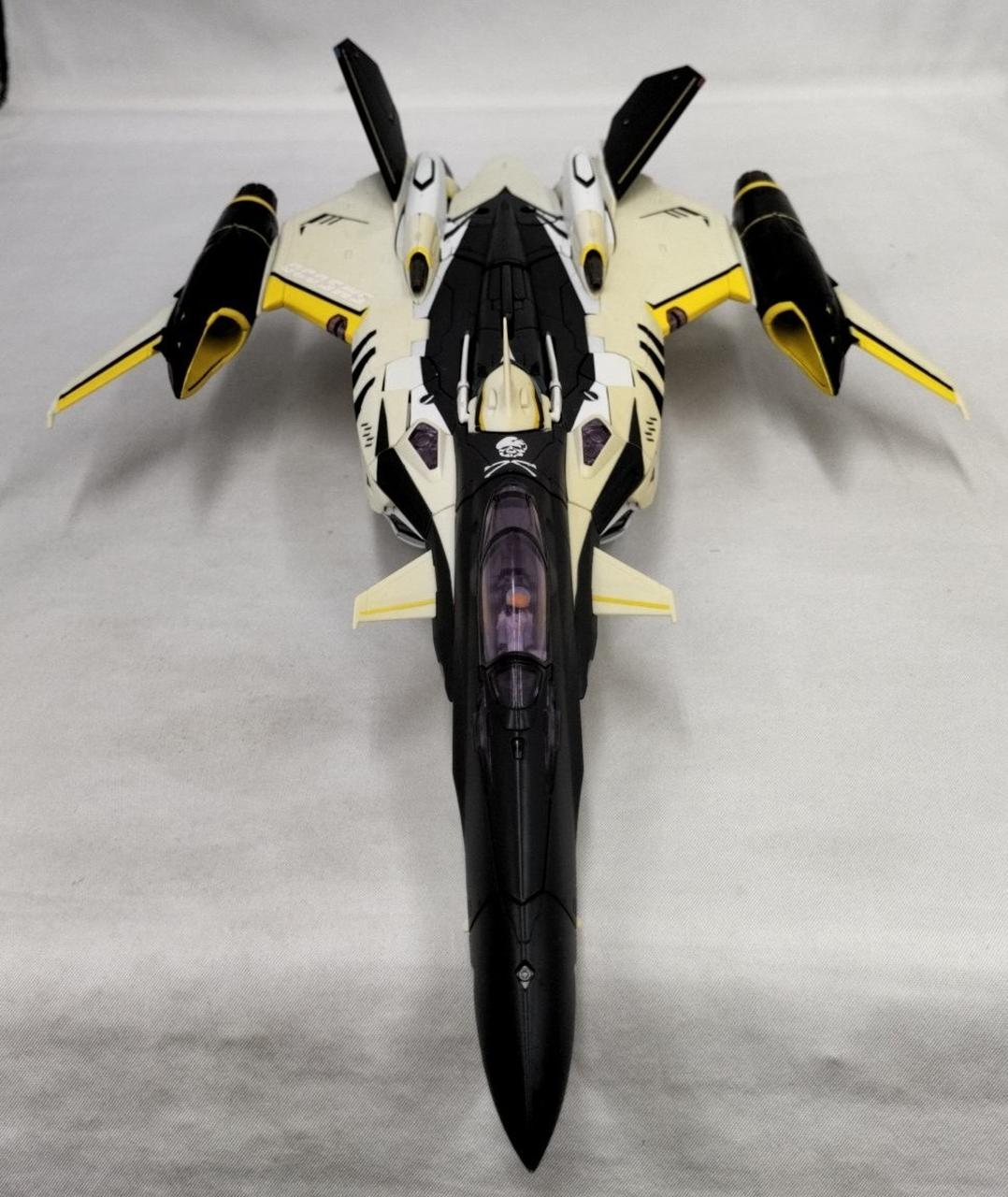 BANDAI DX Chogokin Macross YF-29 Durandal Valkyrie