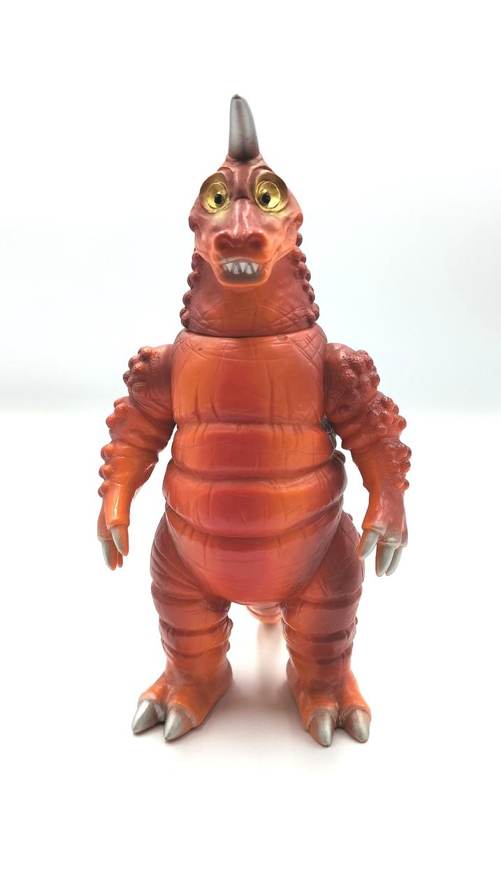 Not selectable Soft Vinyl Red Giras