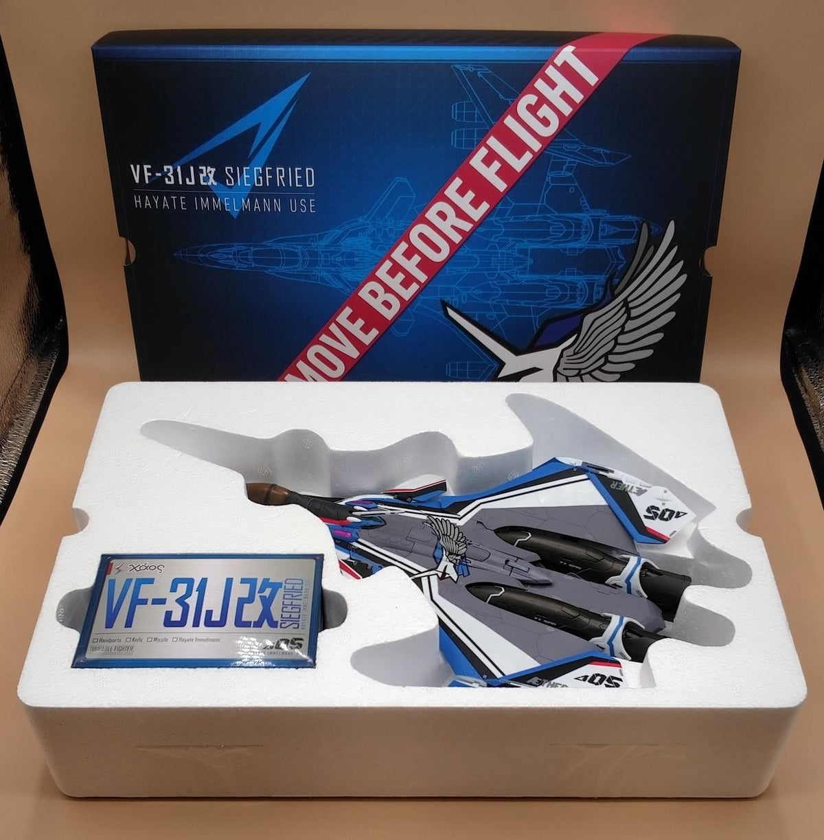 BANDAI DX Chogokin VF-31J Modified Siegfried