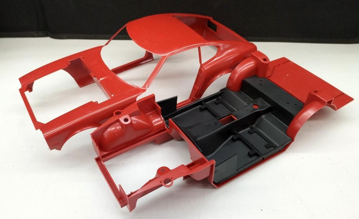 TAMIYA Fairlady 240Z Safari Edition Big Scale Series NO.8 - Banzai Thrifting | BanzaiHobby