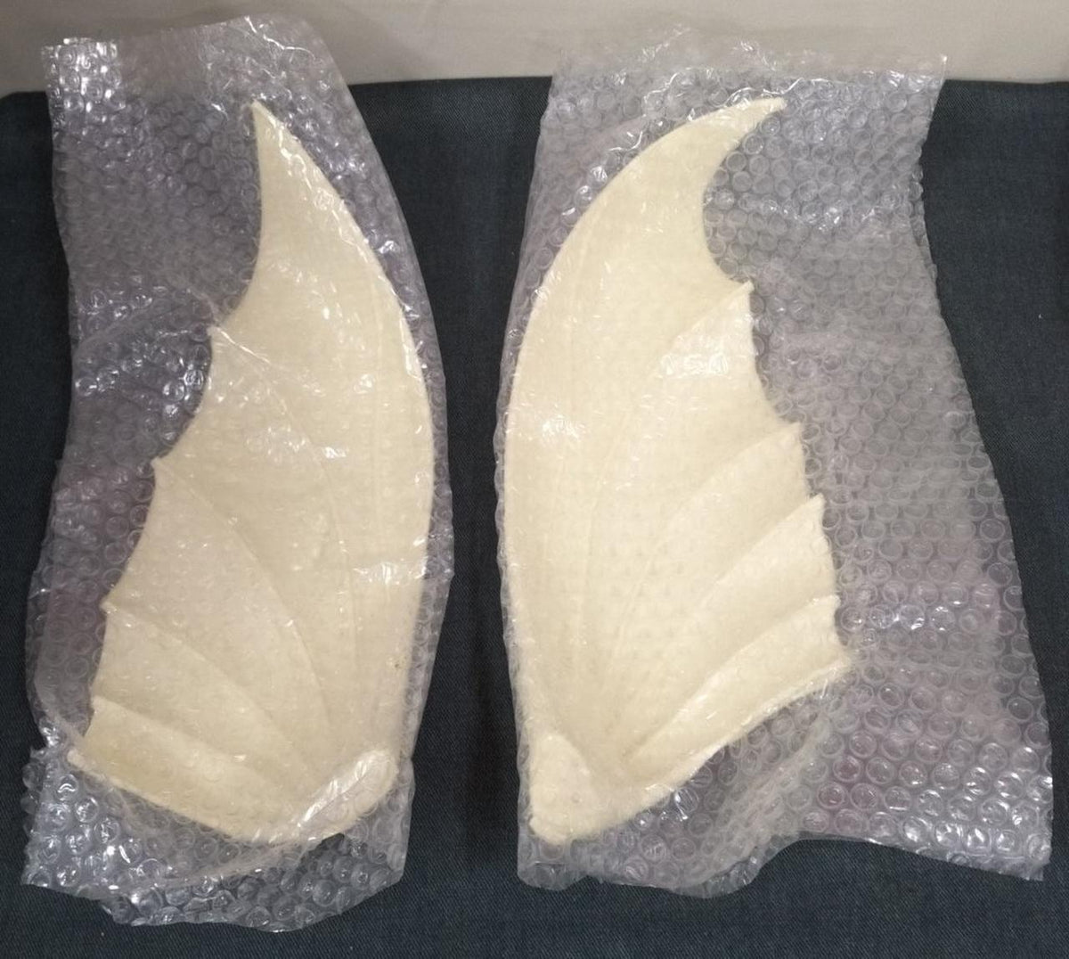 Yuji Sakai Sculpture Studio Godzilla & King Ghidorah Garage Kit - Banzai Thrifting | BanzaiHobby