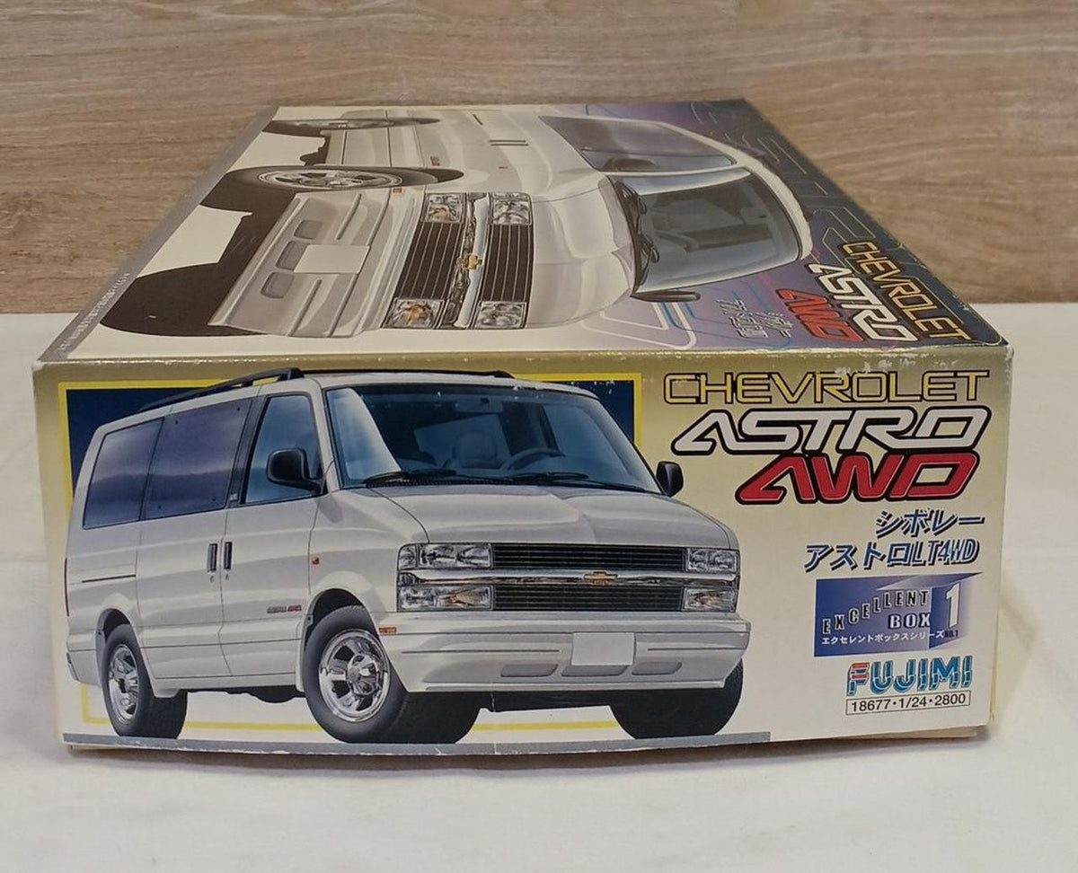 FUJIMI Chevrolet Astro LT4WD 1/24 - Banzai Thrifting | BanzaiHobby
