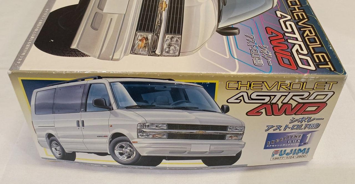 FUJIMI Chevrolet Astro LT4WD 1/24 - Banzai Thrifting | BanzaiHobby