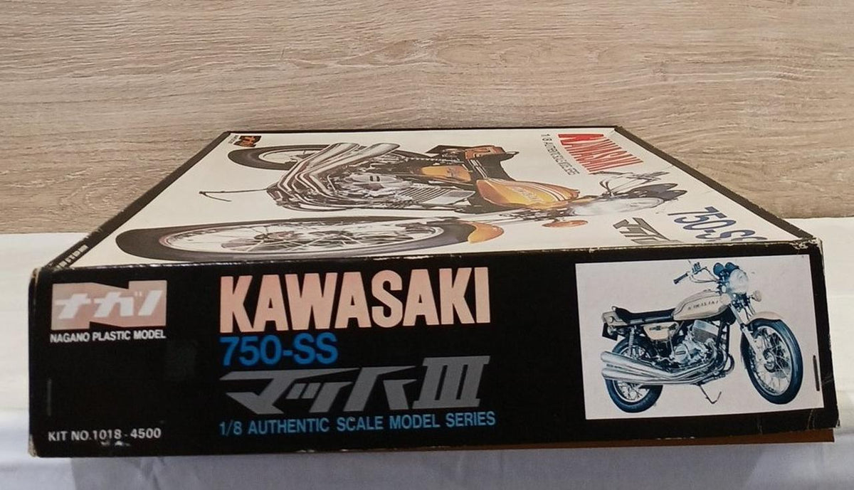 Nagano KAWASAKI 750-SS Mach III 1/8 - Banzai Thrifting | BanzaiHobby