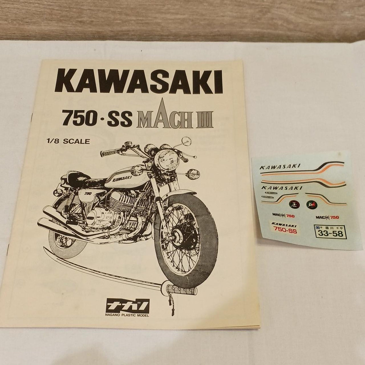 Nagano KAWASAKI 750-SS Mach III 1/8 - Banzai Thrifting | BanzaiHobby