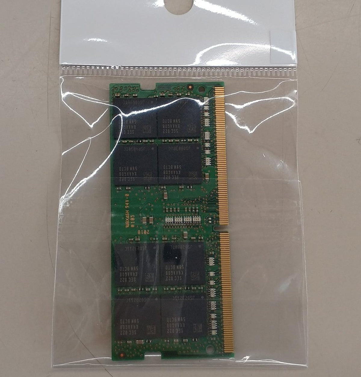 SAMSUNG DDR4 M471A4G43MB1-CTD