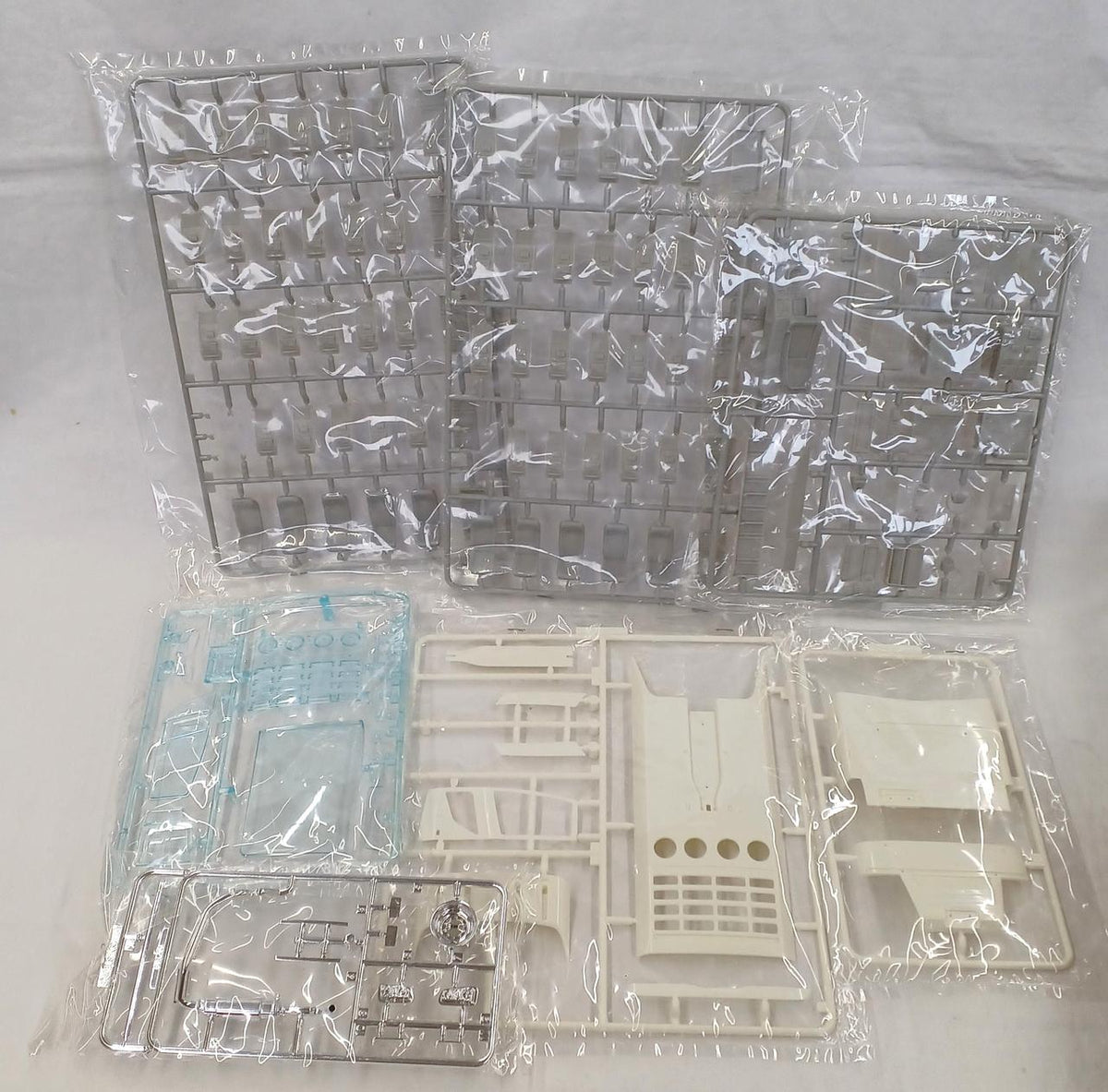 FUJIMI Plastic Model 1/32 Hino Selega SHD Alpico Highland Bus - Banzai Thrifting | BanzaiHobby