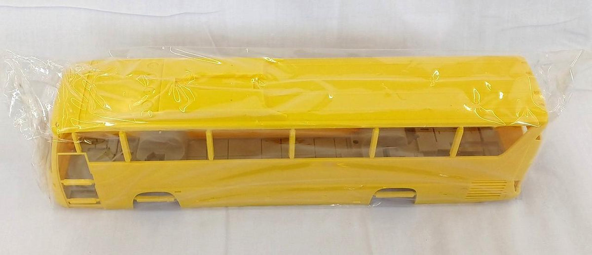 FUJIMI Plastic Model 1/32 Hino Selega SHD Hato Bus Edition - Banzai Thrifting | BanzaiHobby