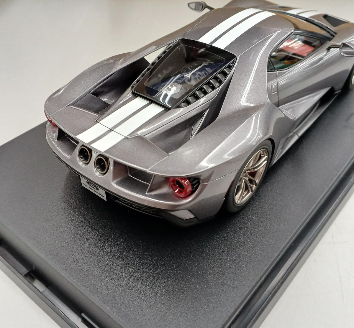 TAMIYA Masterwork Collection 1/24 FORD GT - Banzai Thrifting | BanzaiHobby