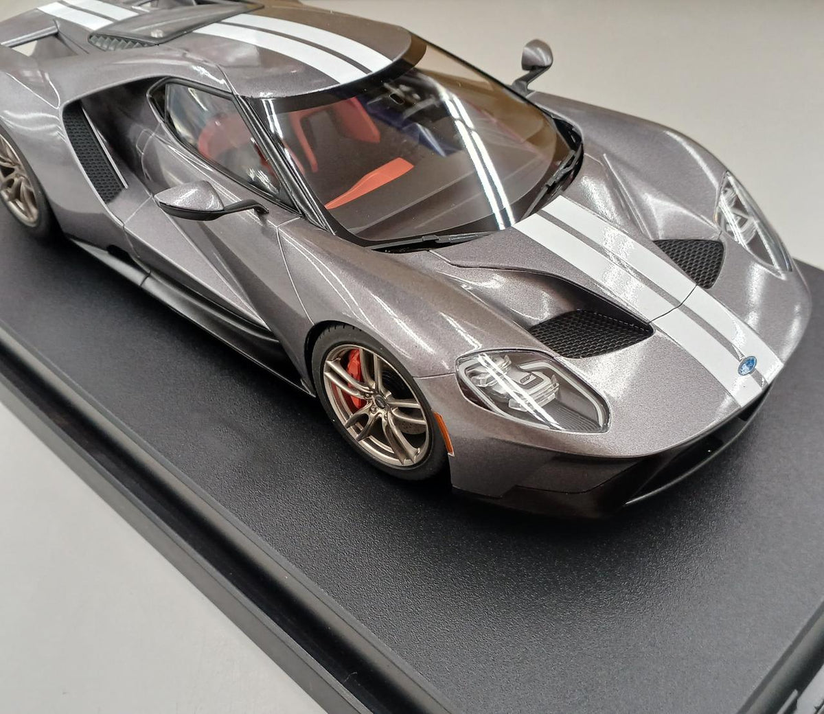 TAMIYA Masterwork Collection 1/24 FORD GT - Banzai Thrifting | BanzaiHobby