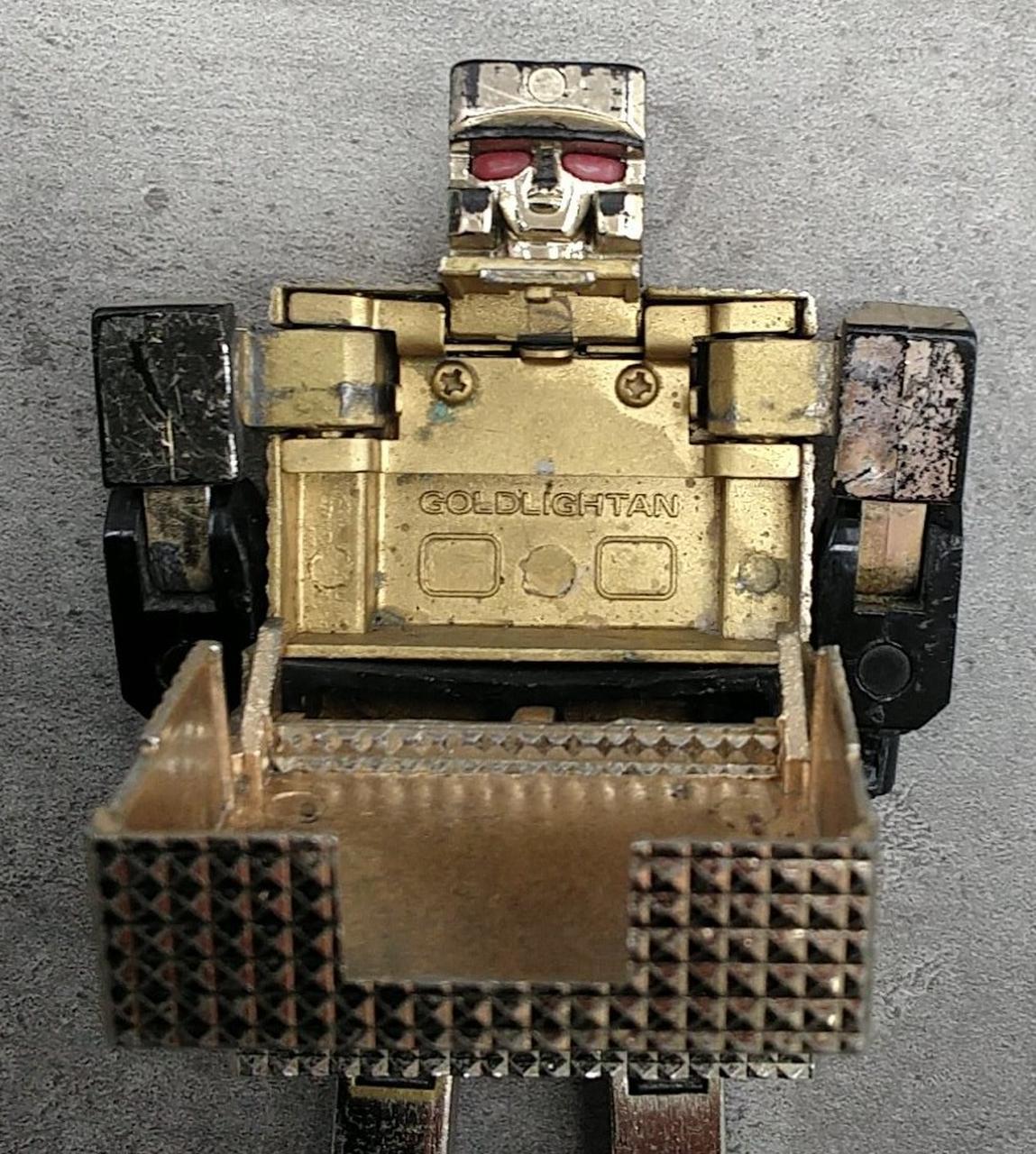 Poppy Chogokin Robot Gold Lightan