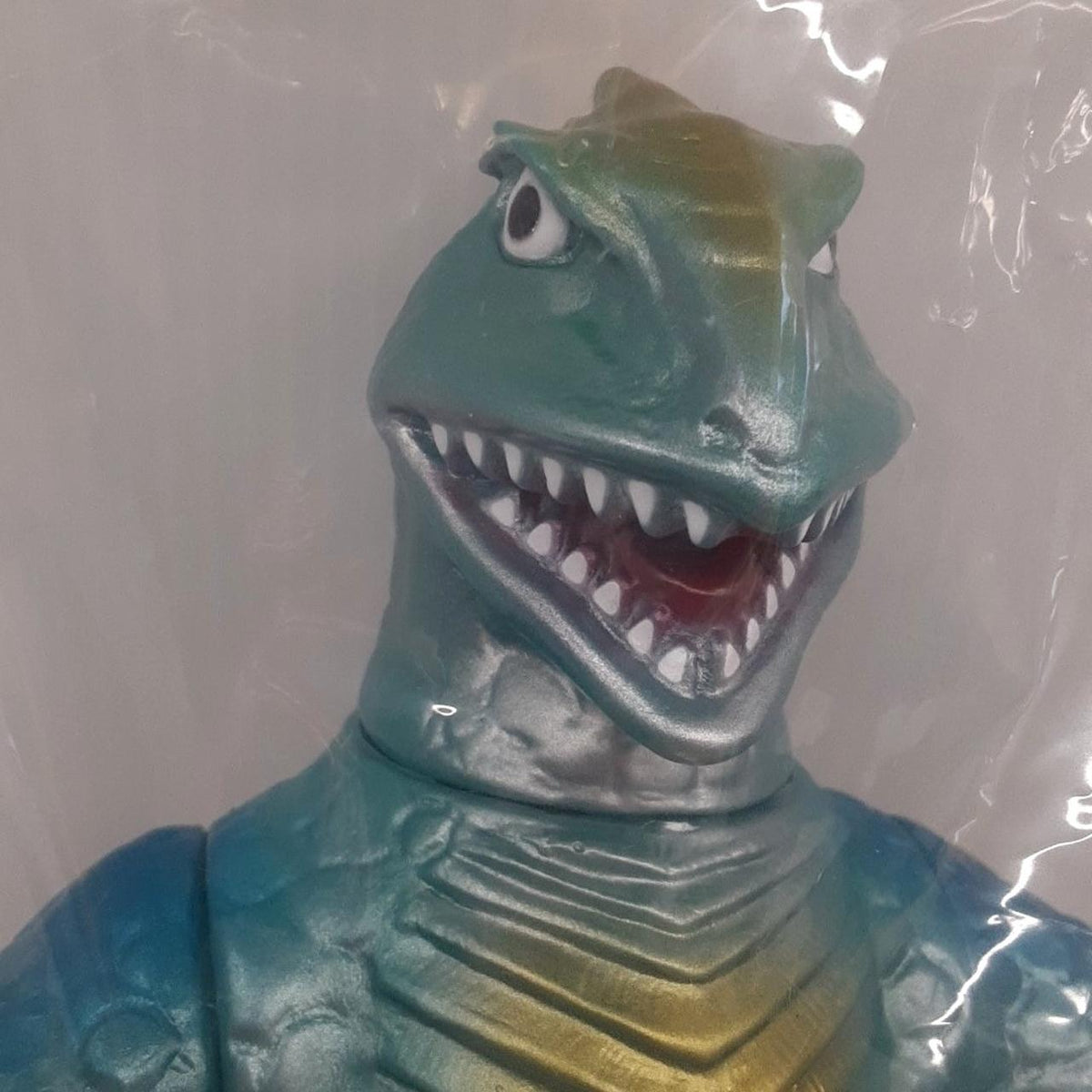 MEDI COM TOY Giant Robo Soft Vinyl Dolon - MEDI COM TOY Banzai Hobby