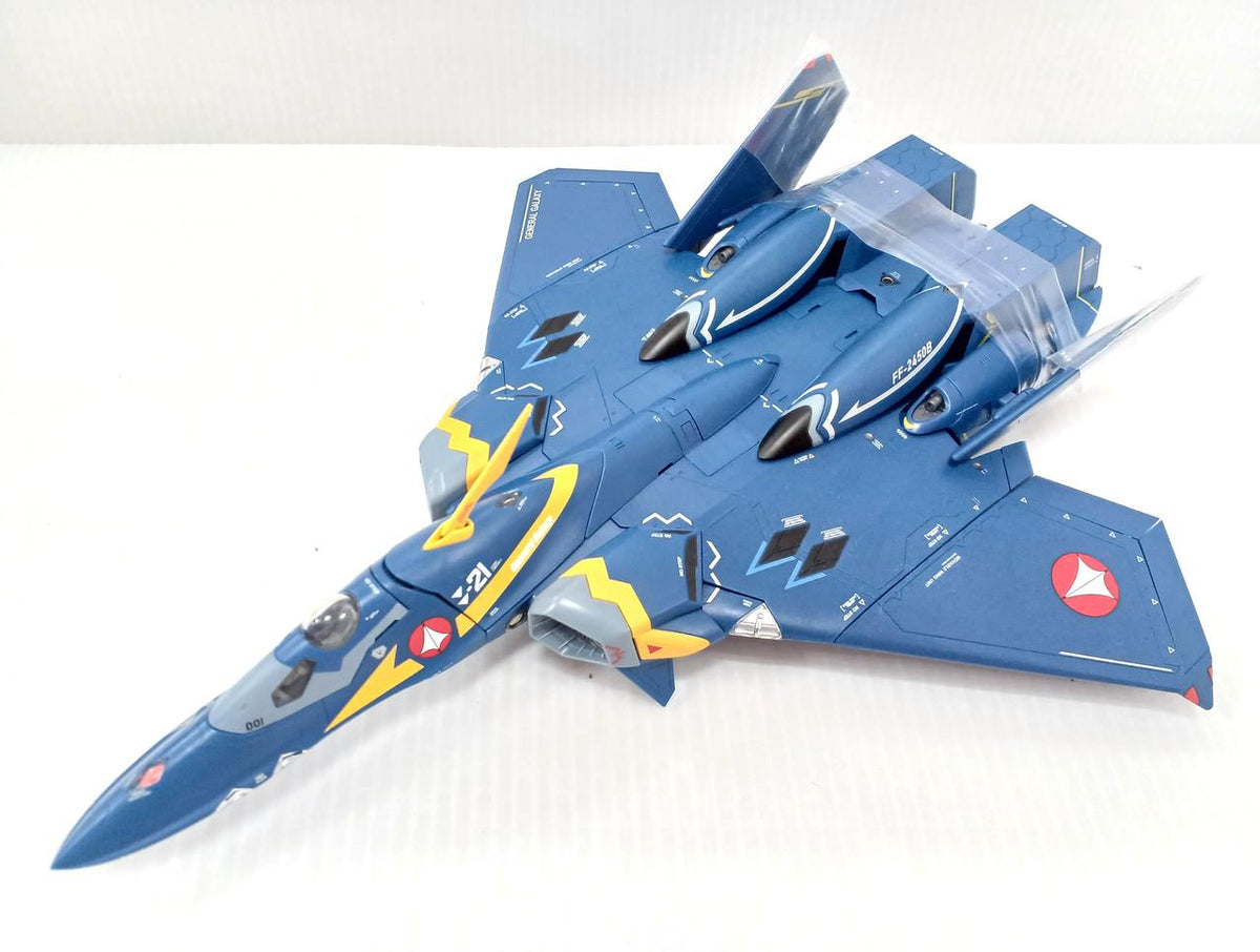 BANDAI DX Chogokin YF-21 (Guld Gore Bowman's Unit)