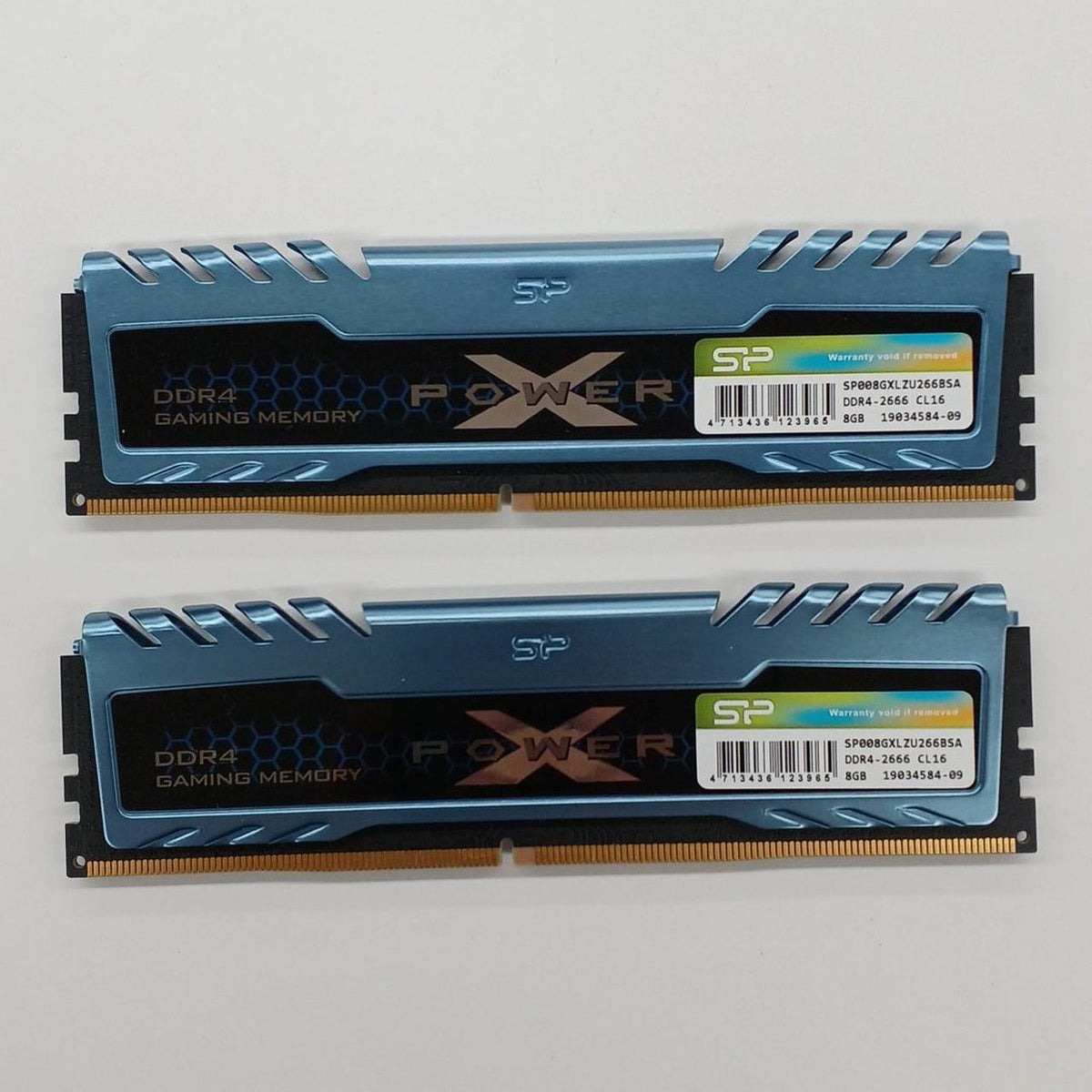 SILICON POWER Two Desktop Memory Sticks SP008GXLZU266BSA