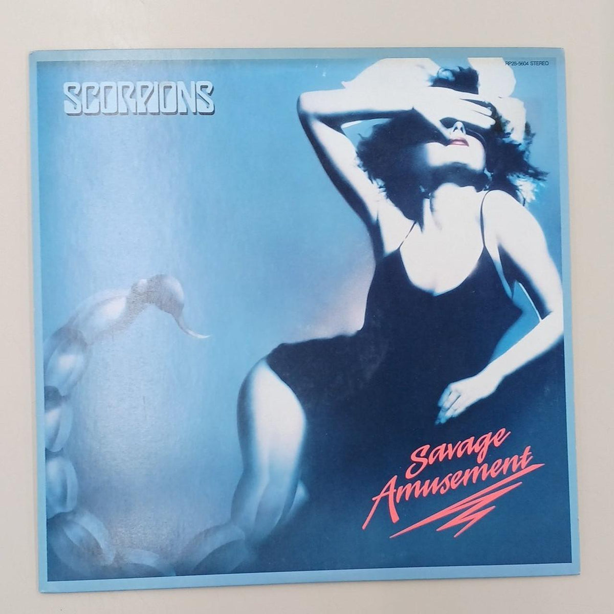 Toshiba EMI LP Western Music SCORPIONS / SAVAGE AMUSEMENT