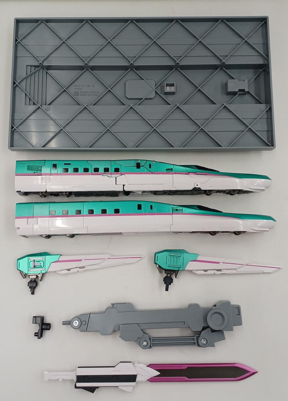 Bandai Chogokin Soul GX-115 Shinkalion E5 Hayabusa 'Shinkalion'