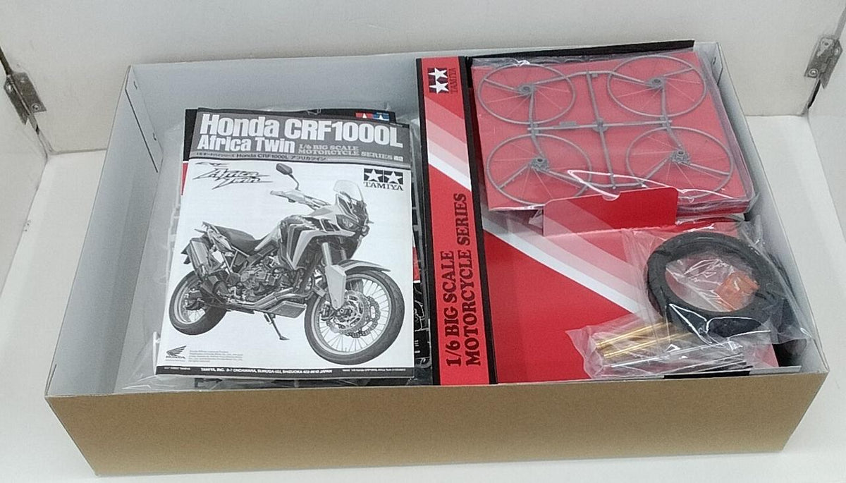 TAMIYA 1/6 Motorcycle HONDA CRF1000L Africa Twin