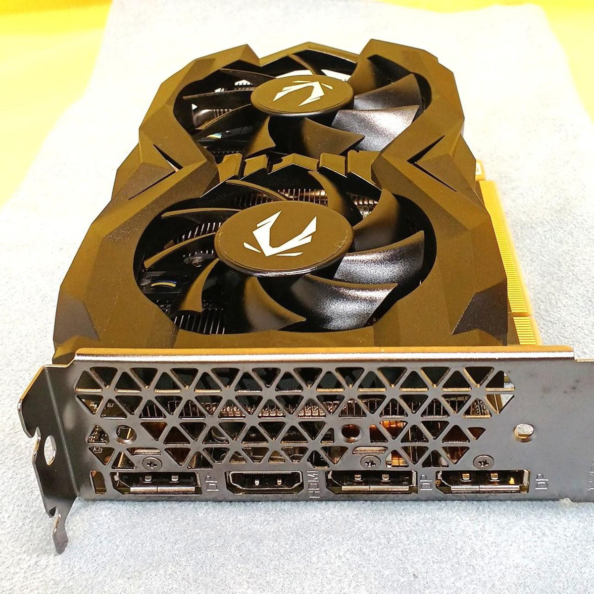 ZOTAC Graphics Card ZT-T16610F-10L