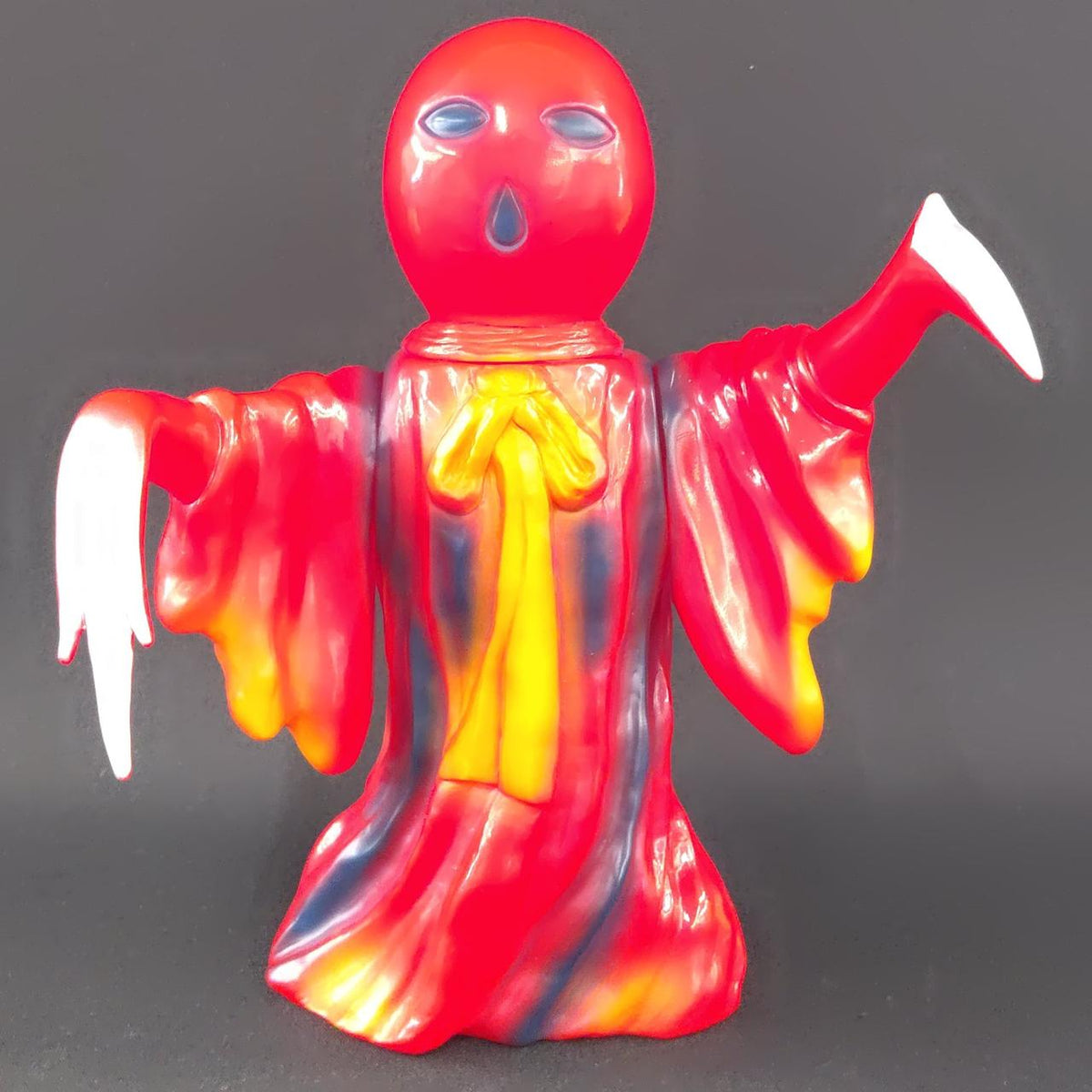 Bear Model Kaiju Soft Vinyl Nova Red