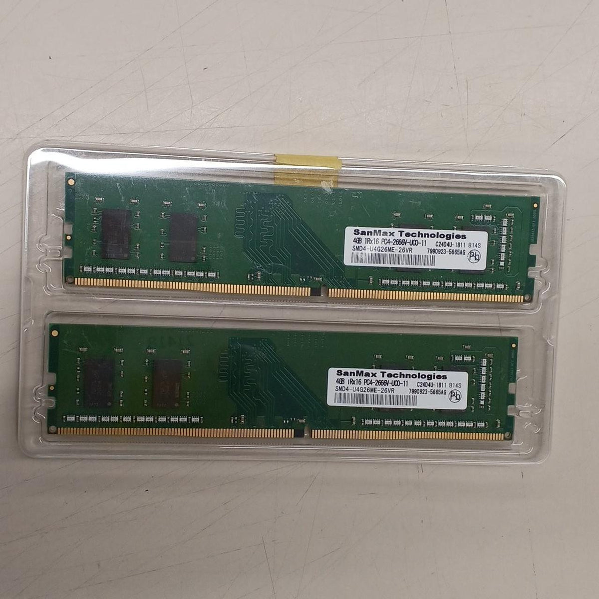 SANMAX TECHNOLOGIES Memory SMD-U4G26ME-26VR