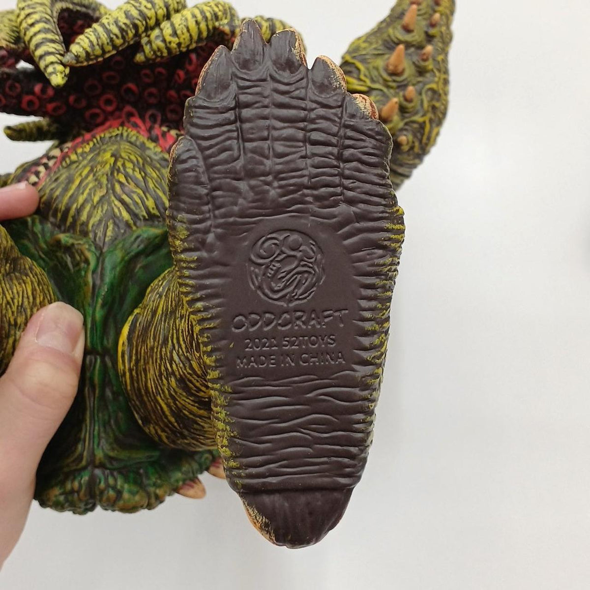 52TOYS/ODDCRAFT Indie Sofubi JAMES GROMAN CTHULHU Colored Version