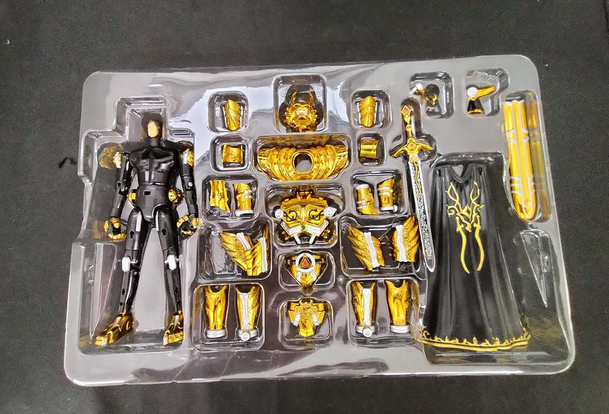 BANDAI Chogokin GE-05 Garo Clothing Transformation Series