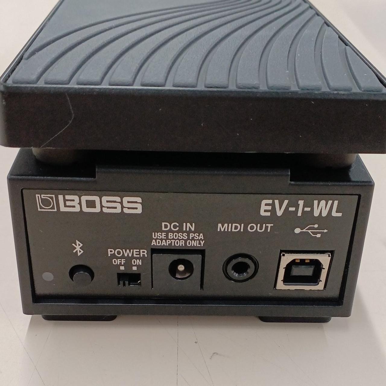 ROLAND Effects pedal EV-1-WL