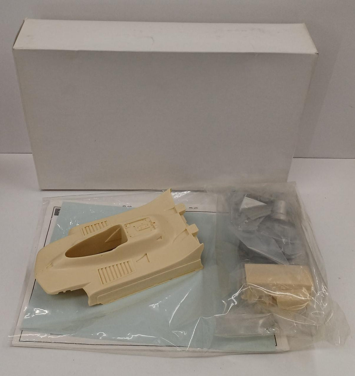 FACTORY T'Z 1/20 World Champion Series 312T4 - Banzai Thrifting | BanzaiHobby