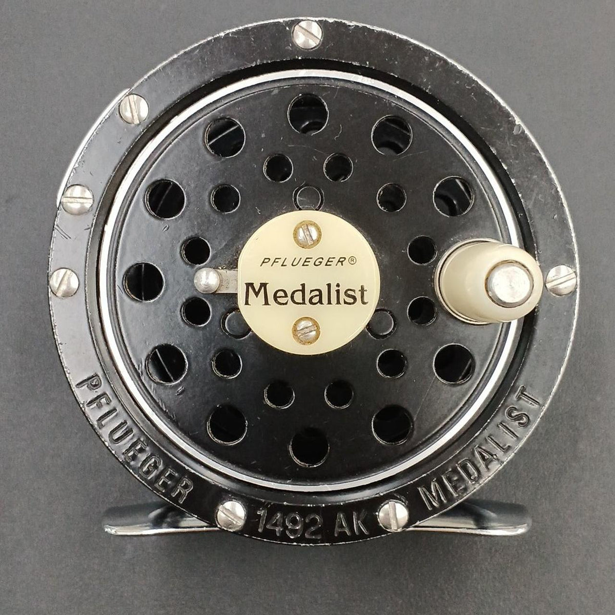 PFLUEGER Flyreel MEDALIST 1492 AK