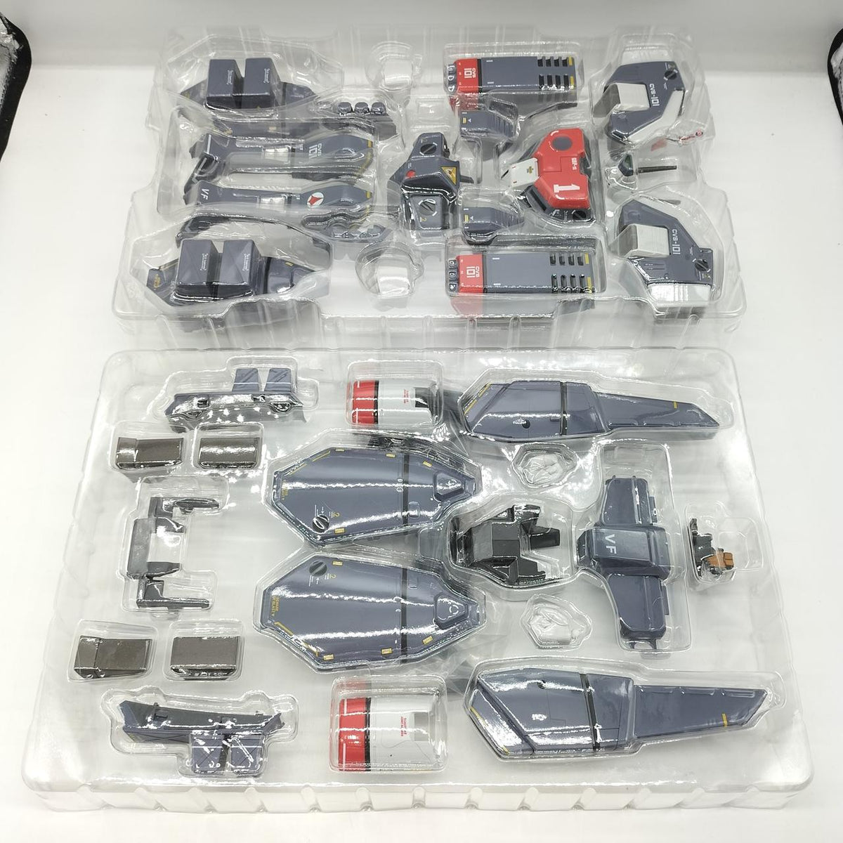 Bandai DX Chogokin VF-1J Compatible Armored Parts Set