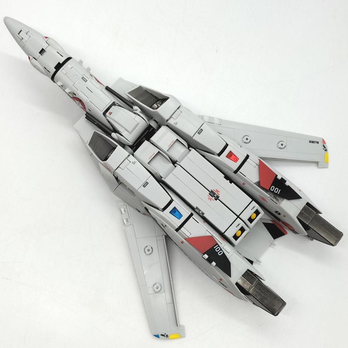 Bandai DX Chogokin VF-1S Valkyrie (Unit by Teru Ichijo)